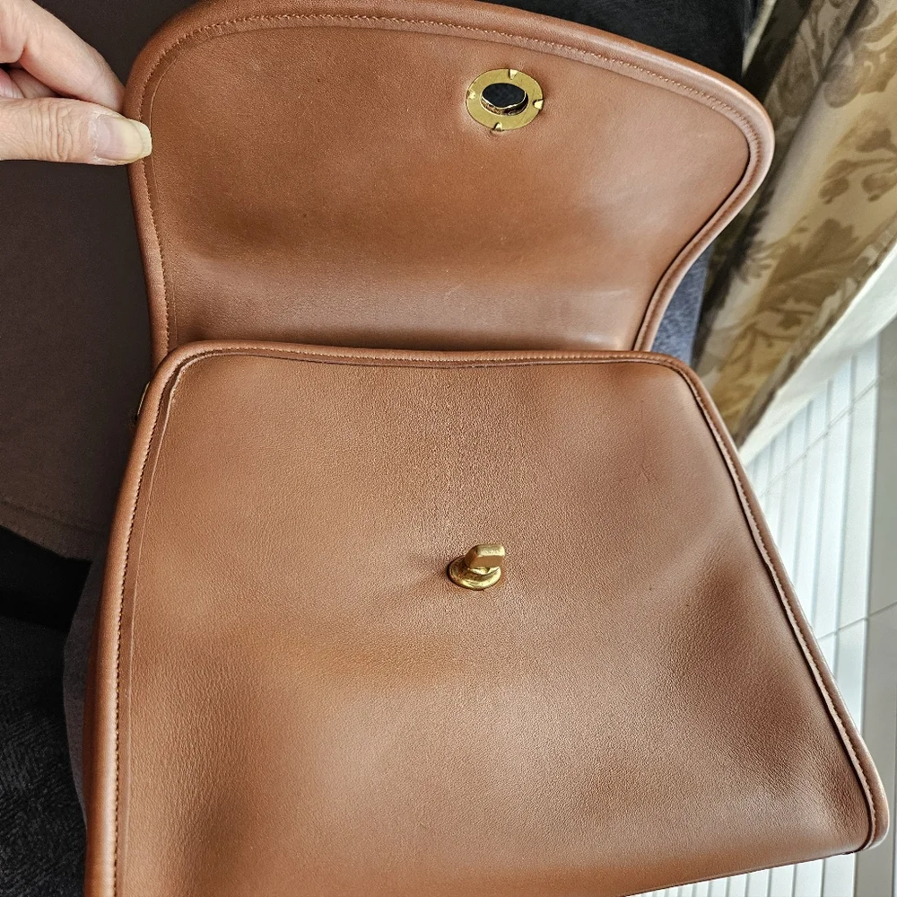 Vintage Coach Manor Leather Handbag British Tan - Picture 12 of 17